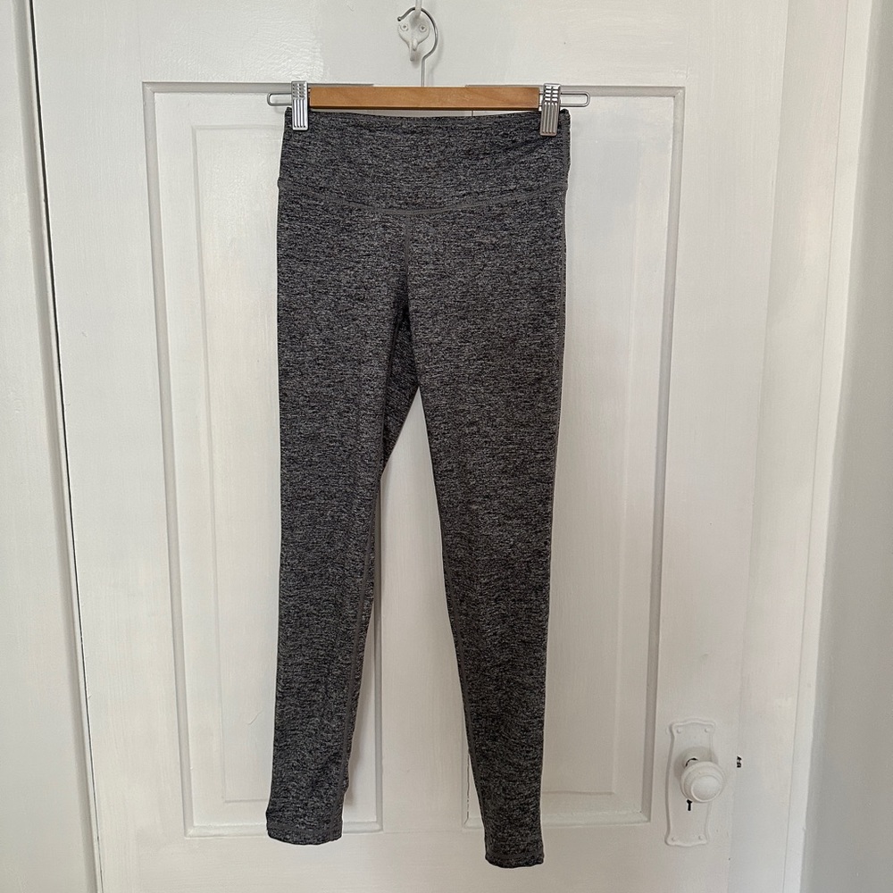 TNA leggings